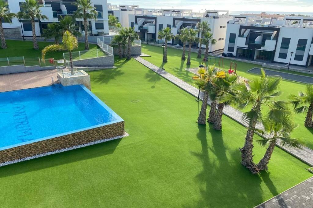 Luxury Penthouse Oasis Beach VIII Orihuela Costa Punta Prima Torrevieja Dış mekan fotoğraf