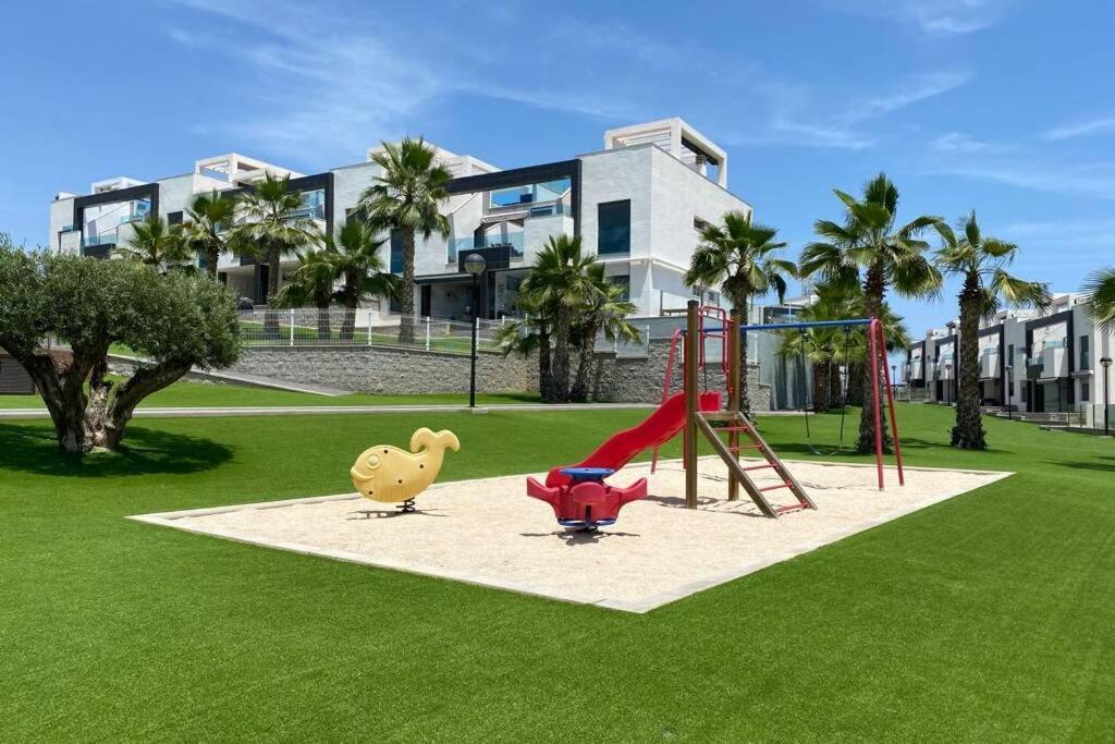 Luxury Penthouse Oasis Beach VIII Orihuela Costa Punta Prima Torrevieja Dış mekan fotoğraf