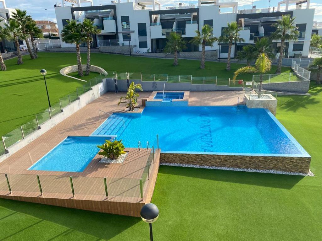 Luxury Penthouse Oasis Beach VIII Orihuela Costa Punta Prima Torrevieja Dış mekan fotoğraf
