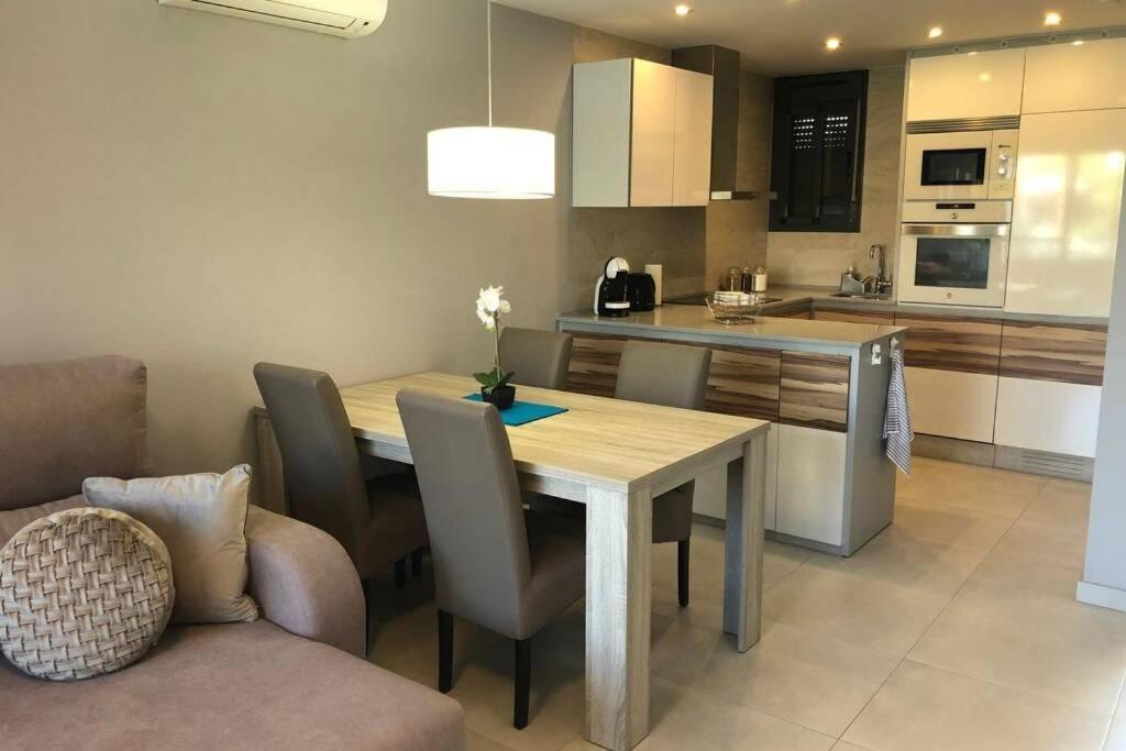 Luxury Penthouse Oasis Beach VIII Orihuela Costa Punta Prima Torrevieja Dış mekan fotoğraf