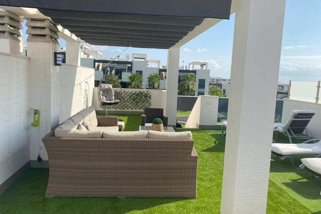 Luxury Penthouse Oasis Beach VIII Orihuela Costa Punta Prima Torrevieja Dış mekan fotoğraf