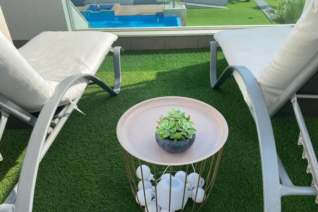 Luxury Penthouse Oasis Beach VIII Orihuela Costa Punta Prima Torrevieja Dış mekan fotoğraf