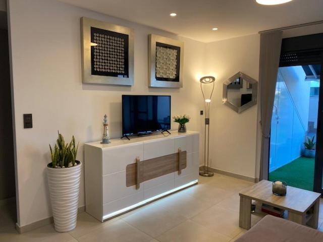 Luxury Penthouse Oasis Beach VIII Orihuela Costa Punta Prima Torrevieja Dış mekan fotoğraf